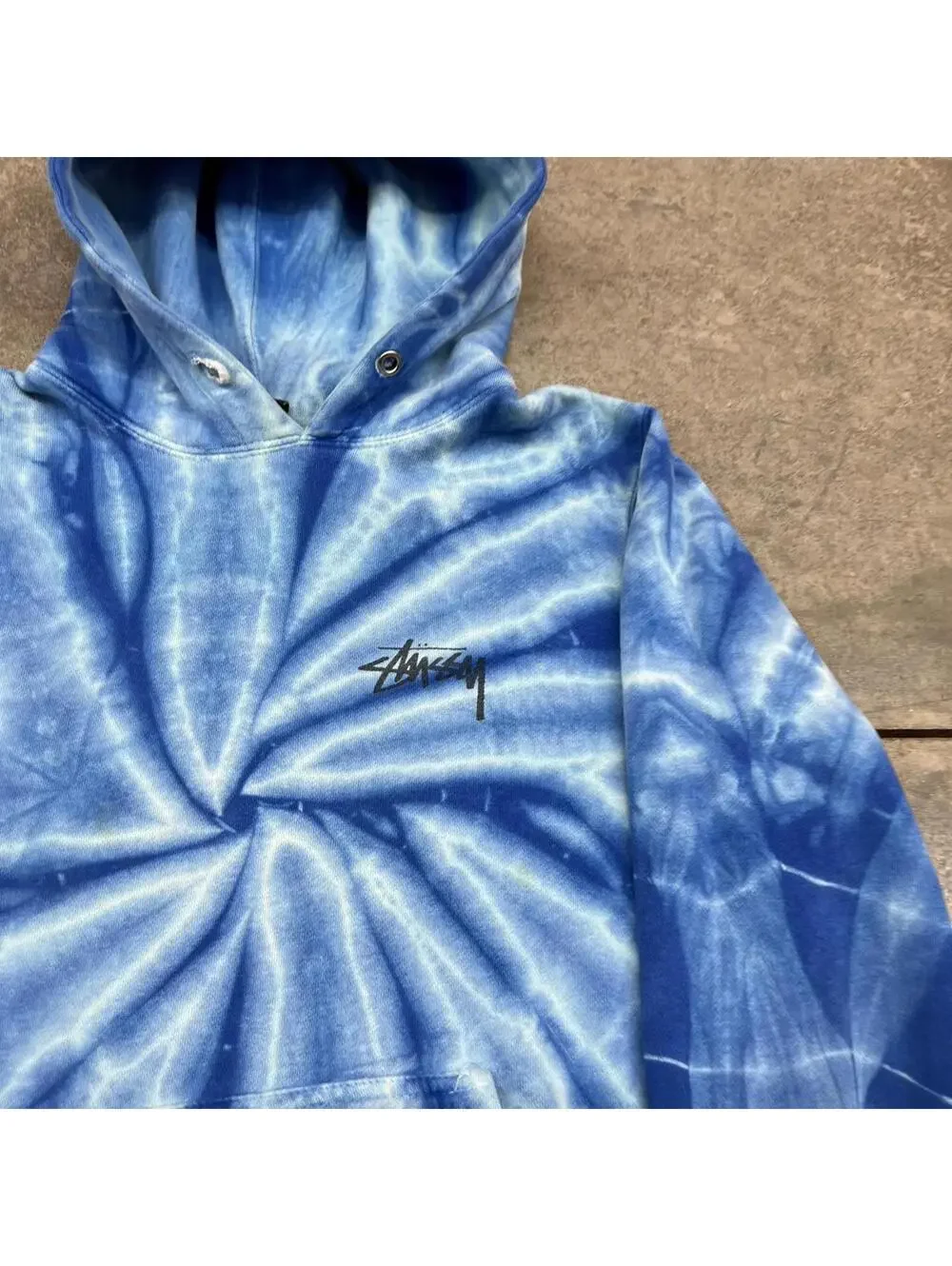 vintage stussy blue and white tie dye big logo hoodie size small